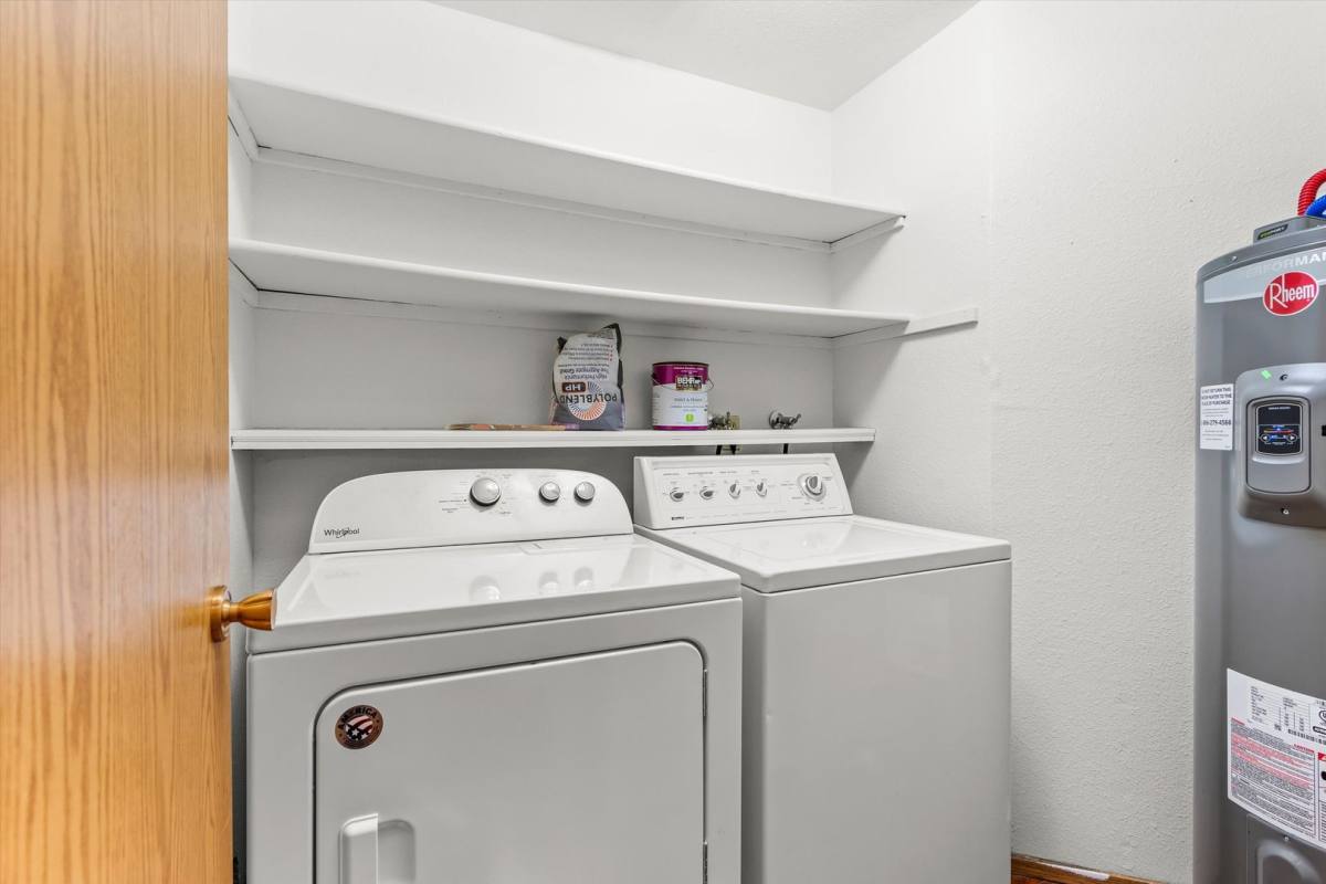 Condo for rent at 19855 25th Ave NE, Seattle, WA 98155