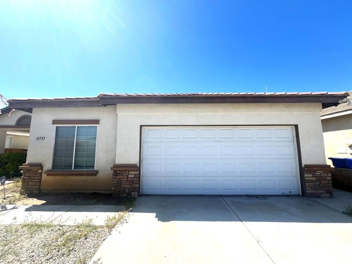 House for rent at 11737 Trailwood, Victorville, CA 92392