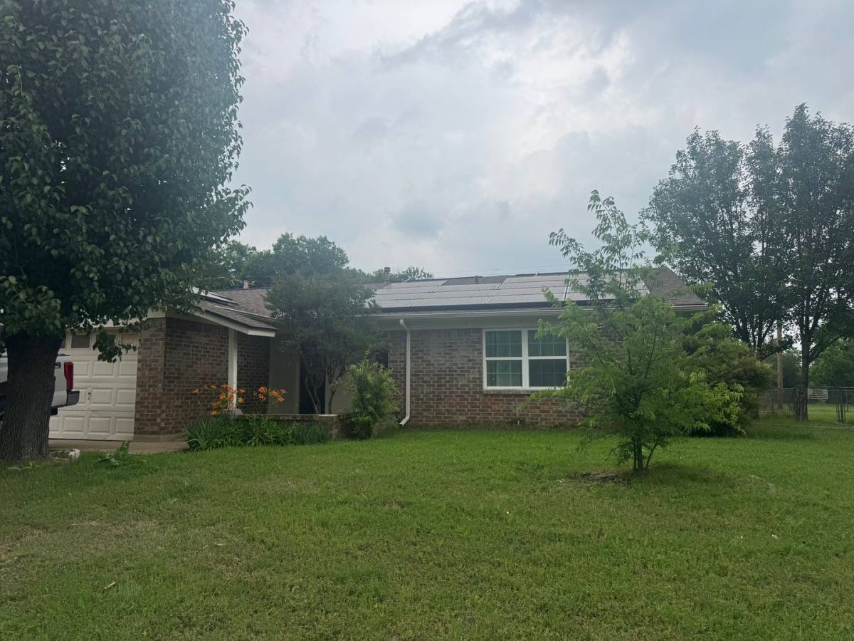 House for rent at 305 Wilson, Crowley, TX 76036