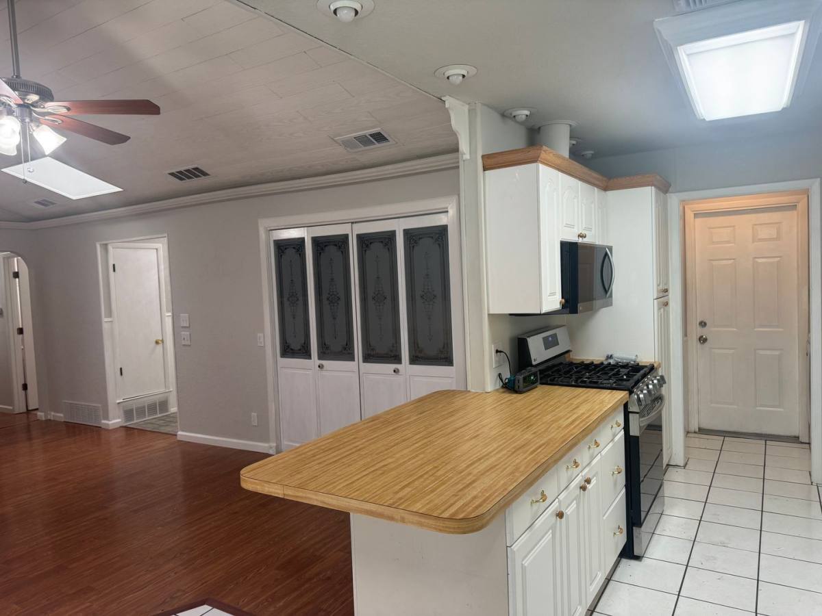House for rent at 305 Wilson, Crowley, TX 76036