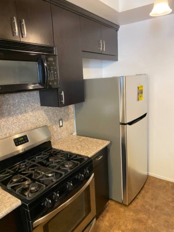 Townhouse for rent at 1224 S Corning St #3, Los Angeles, CA 90035