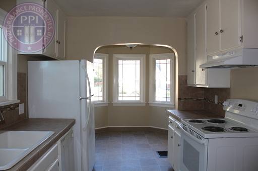 House for rent at 2605 NE 9th Ave, Portland, OR 97212