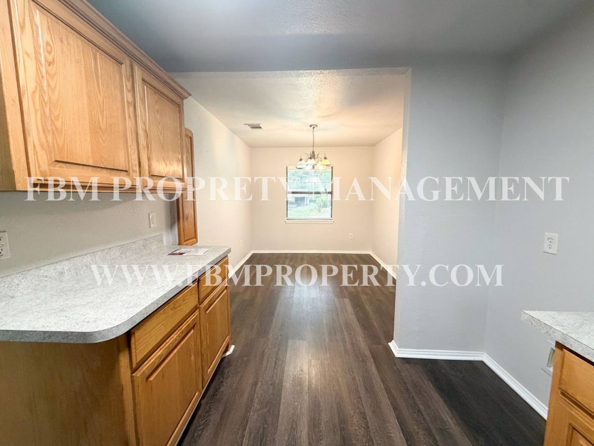 House for rent at 108 Sunset Circle, Alvarado, TX 76009