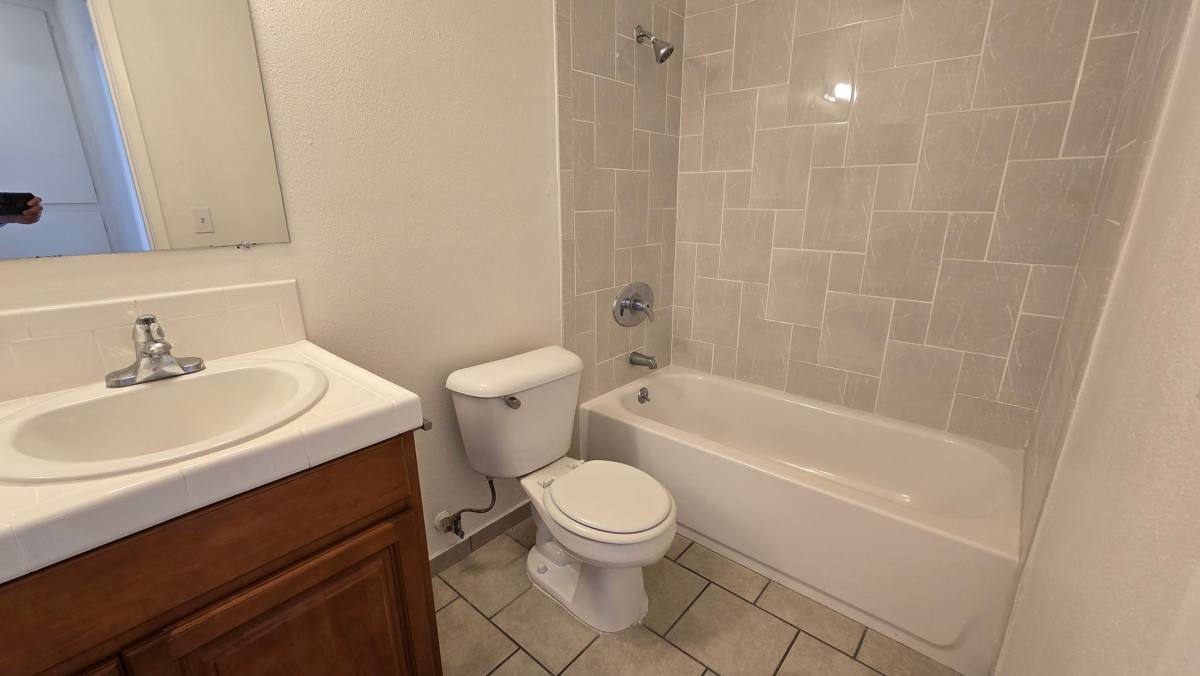 Apartment for rent at 12350 Deana St, El Monte, CA 91732