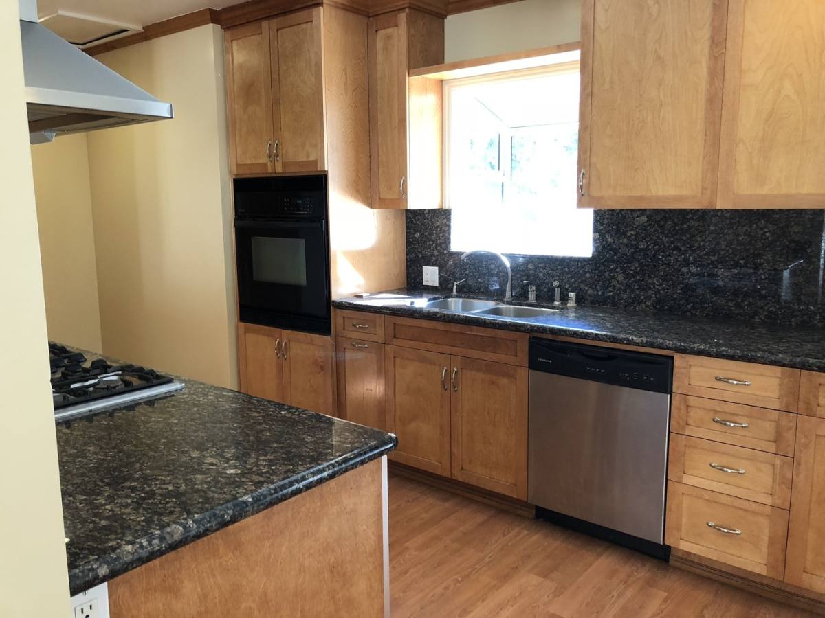 Apartment for rent at 507 E Cypress St, Glendale, CA 91205