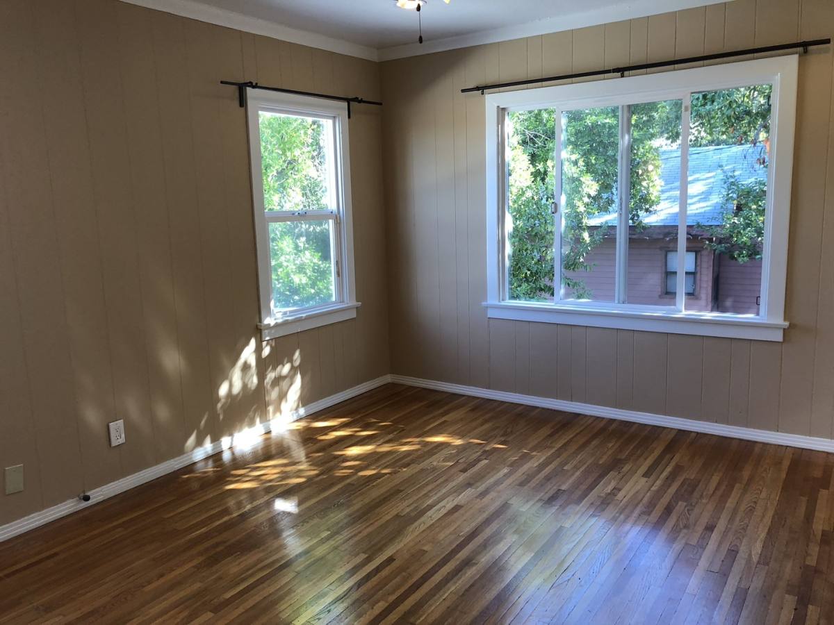 Apartment for rent at 507 E Cypress St, Glendale, CA 91205