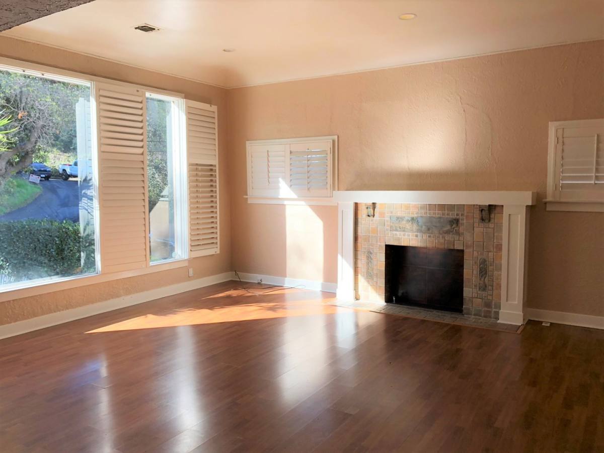 Apartment for rent at 507 E Cypress St, Glendale, CA 91205