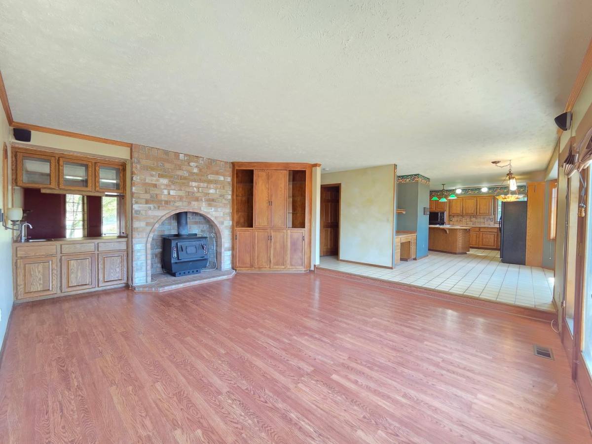 House for rent at 7706 E Woodview Dr, Spokane, WA 99212