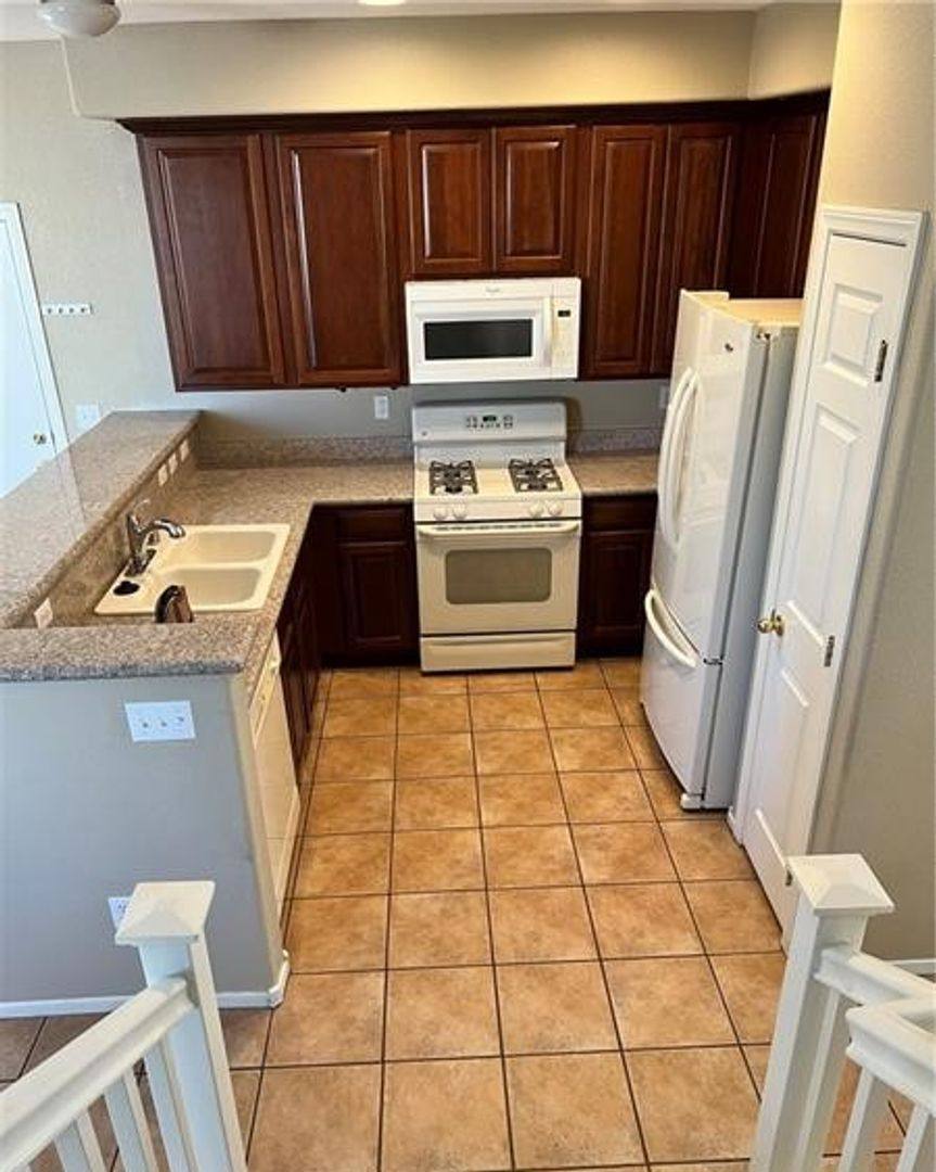 House for rent at 4019 Sparrow Rock St, Las Vegas, NV 89129