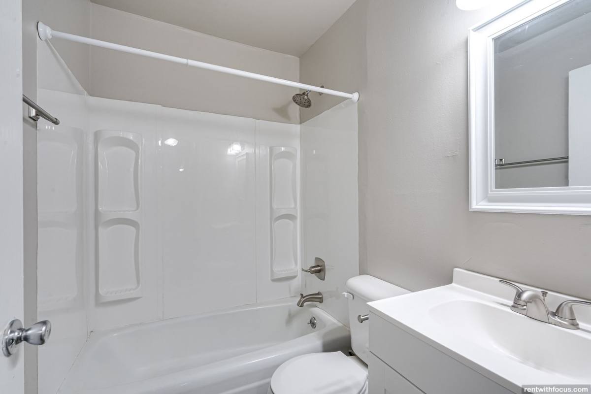 Apartment for rent at 1317 Southland Ave, Oshkosh, WI 54902