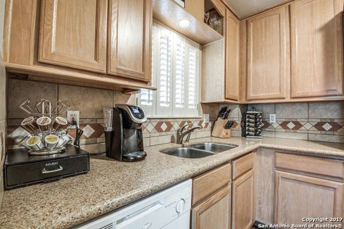 Townhouse for rent at 342 E Terra Alta, San Antonio, TX 78209