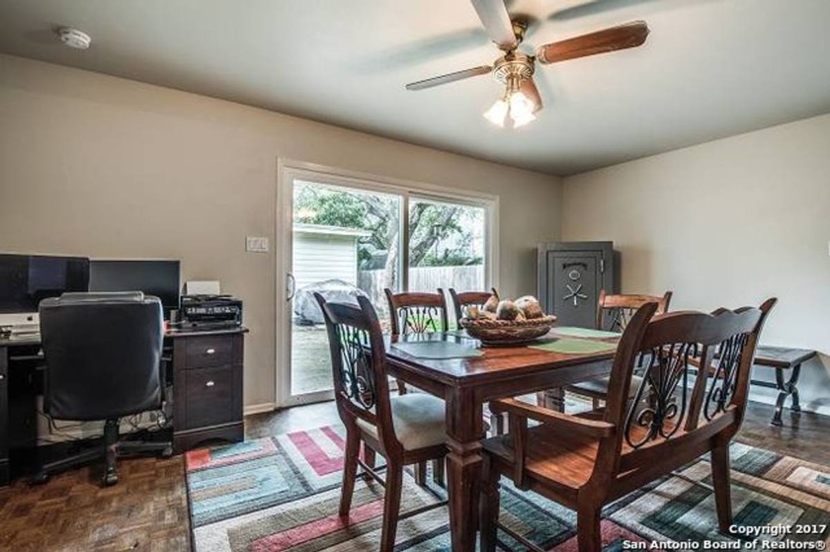 Townhouse for rent at 342 E Terra Alta, San Antonio, TX 78209