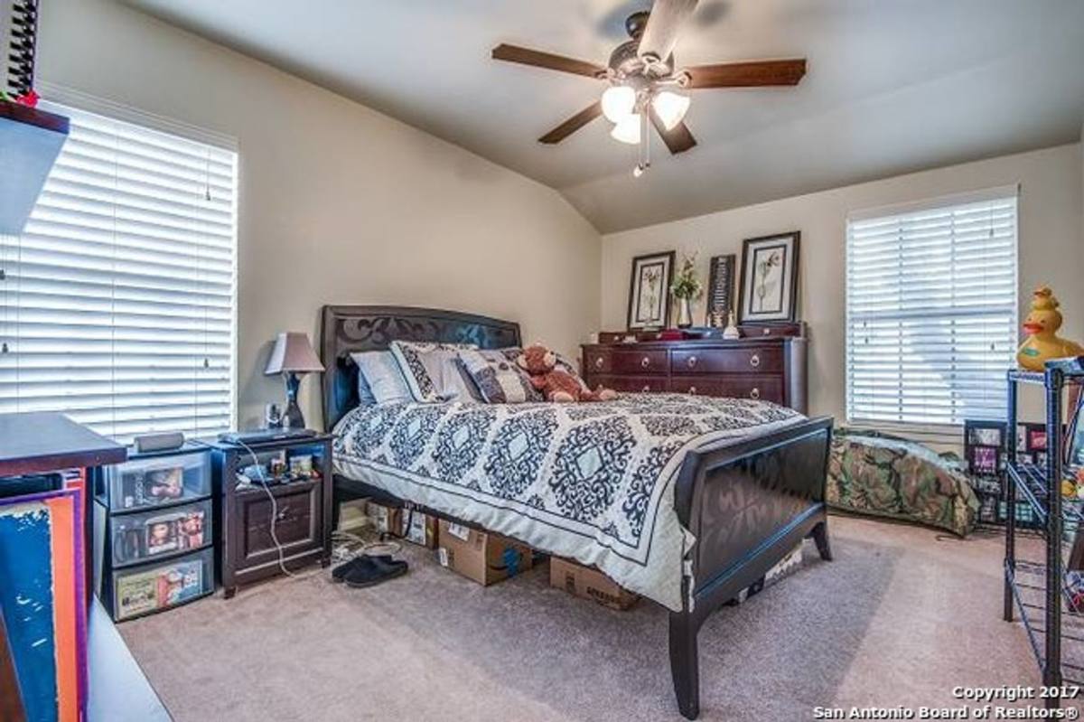 Townhouse for rent at 342 E Terra Alta, San Antonio, TX 78209