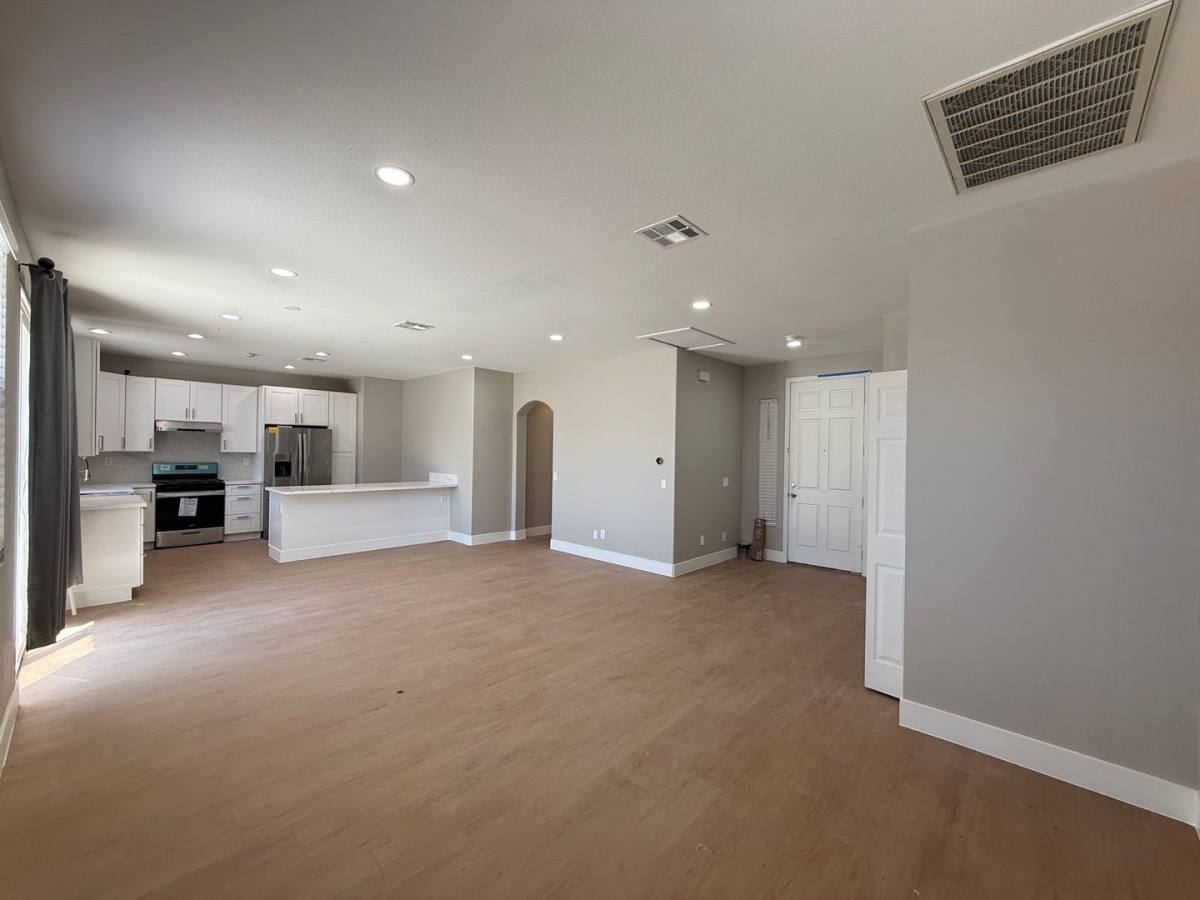 Apartment for rent at 1786 Linn Way, Lancaster, CA 93535
