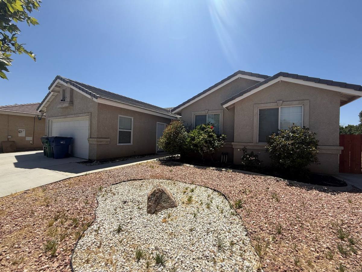 Apartment for rent at 1786 Linn Way, Lancaster, CA 93535