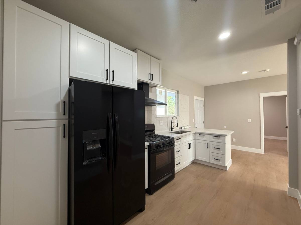 Apartment for rent at 1786 Linn Way, Lancaster, CA 93535