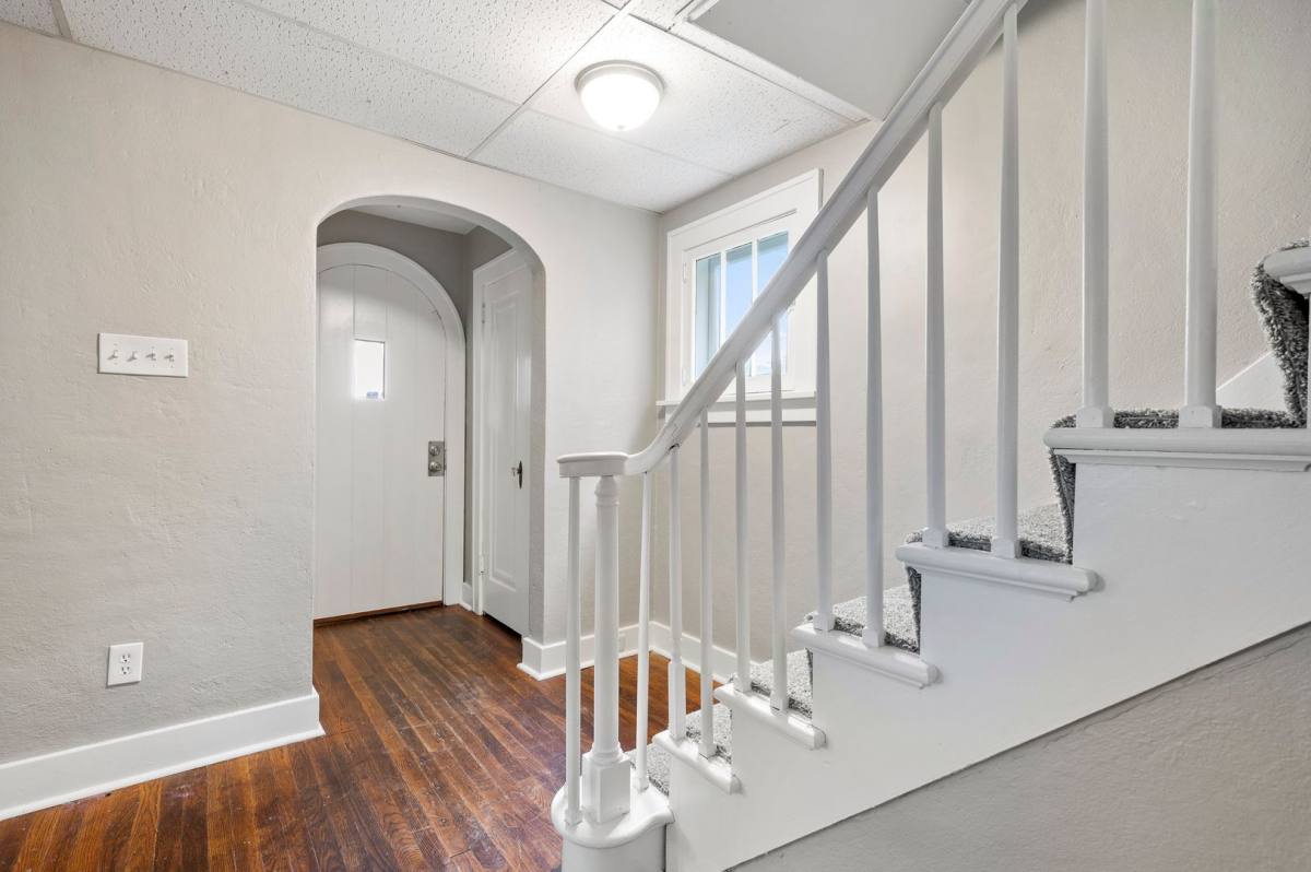House for rent at 1962 McNary Blvd, Pittsburgh, PA 15221
