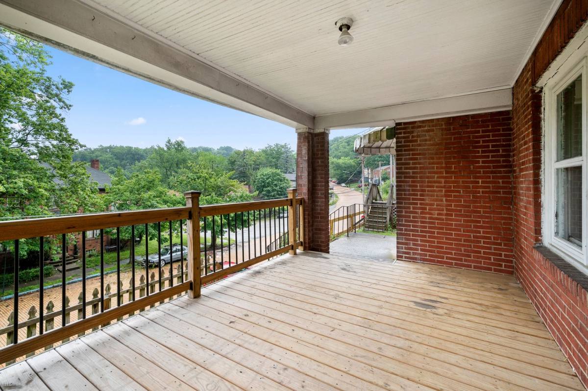 House for rent at 1962 McNary Blvd, Pittsburgh, PA 15221