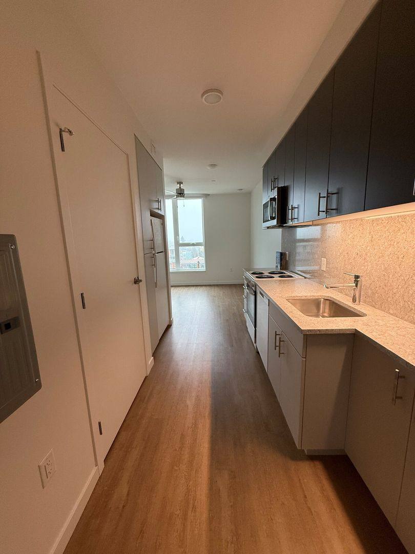 Apartment for rent at 3000 SE Powell Blvd, Portland, OR 97202
