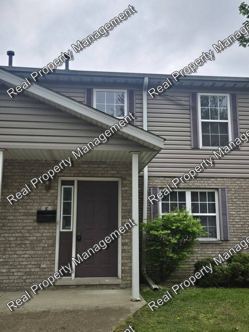 Townhouse for rent at 1710 Firestone Lane, Valparaiso, IN 46383
