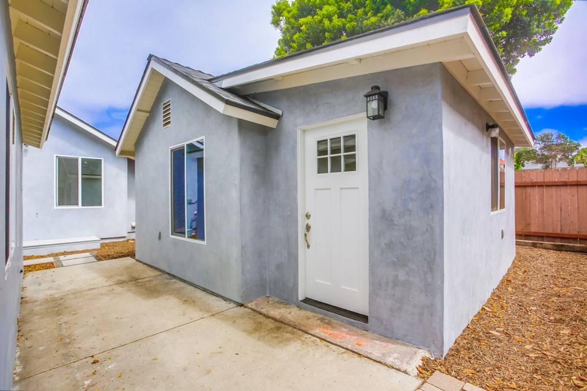 Apartment for rent at 3266 Eureka Place, Carlsbad, CA 92008