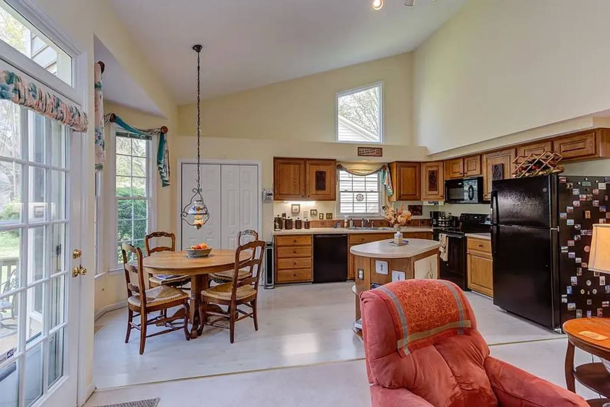 House for rent at 205 Windhover Dr, Chapel Hill, NC 27514