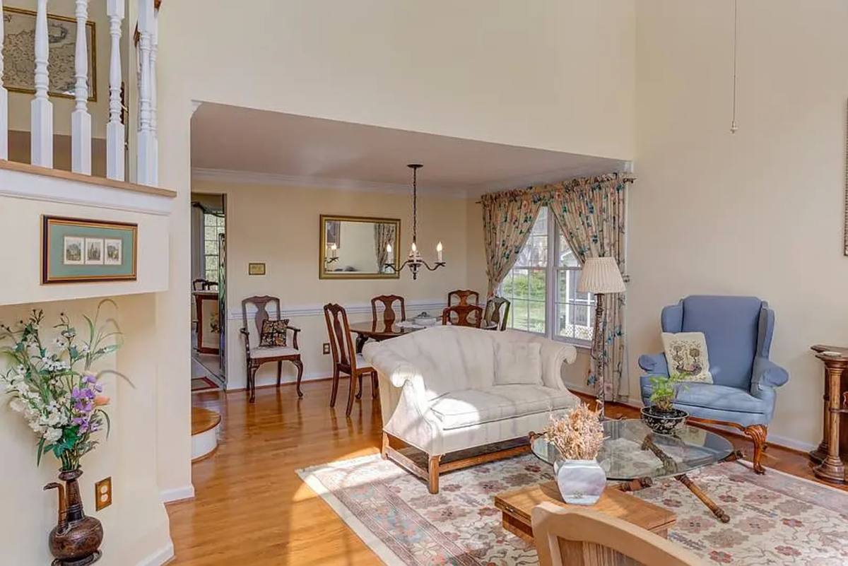 House for rent at 205 Windhover Dr, Chapel Hill, NC 27514