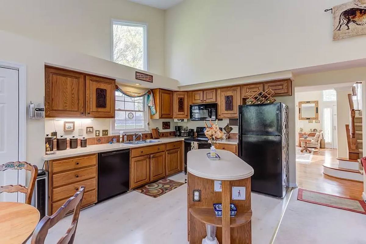 House for rent at 205 Windhover Dr, Chapel Hill, NC 27514
