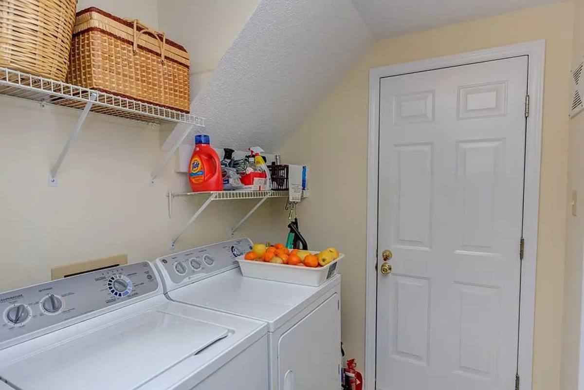 House for rent at 205 Windhover Dr, Chapel Hill, NC 27514