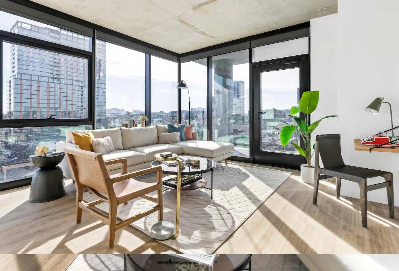 Apartment for rent at 216 N Elizabeth St, Chicago, IL 60607