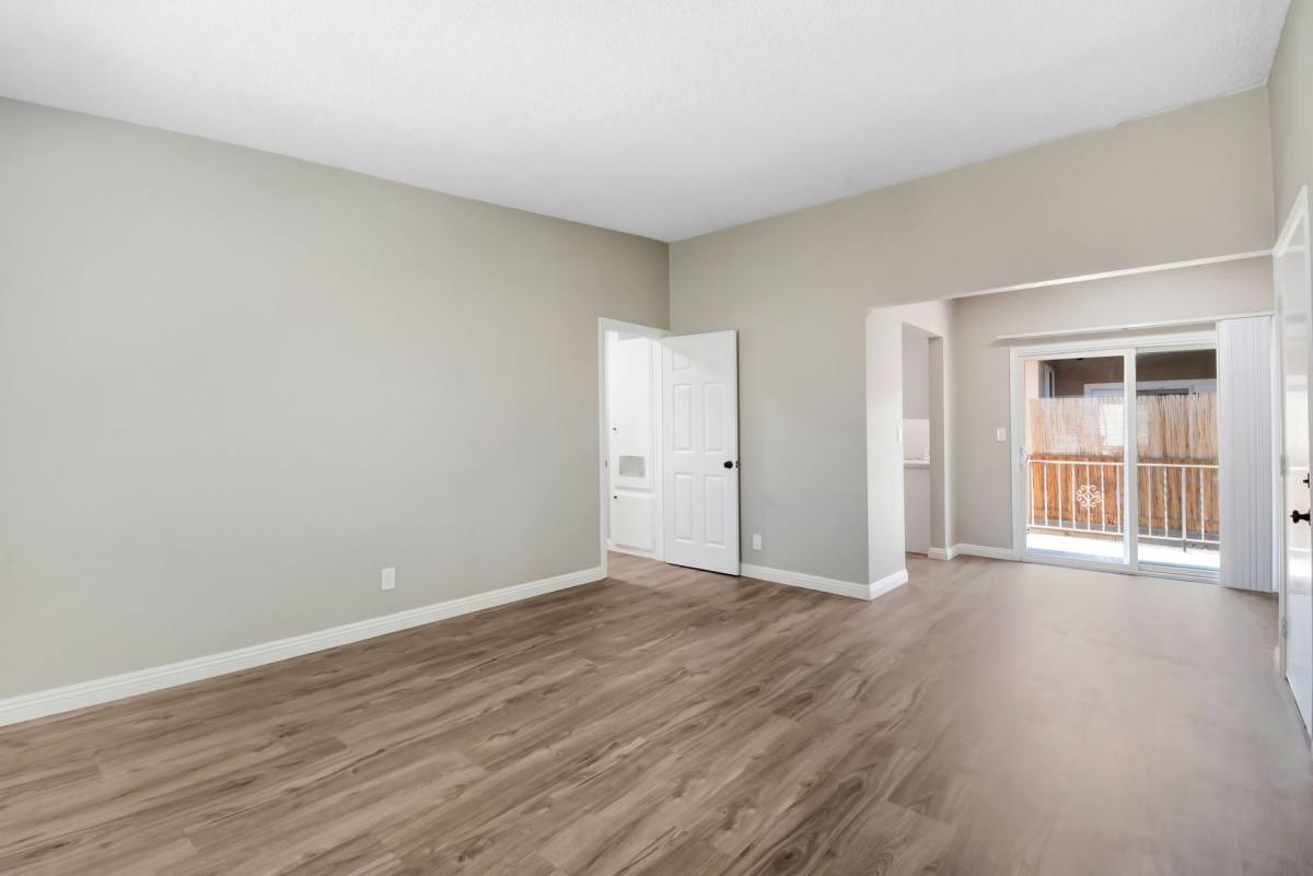 Apartment for rent at 525 N San Gabriel Ave, Azusa, CA 91702