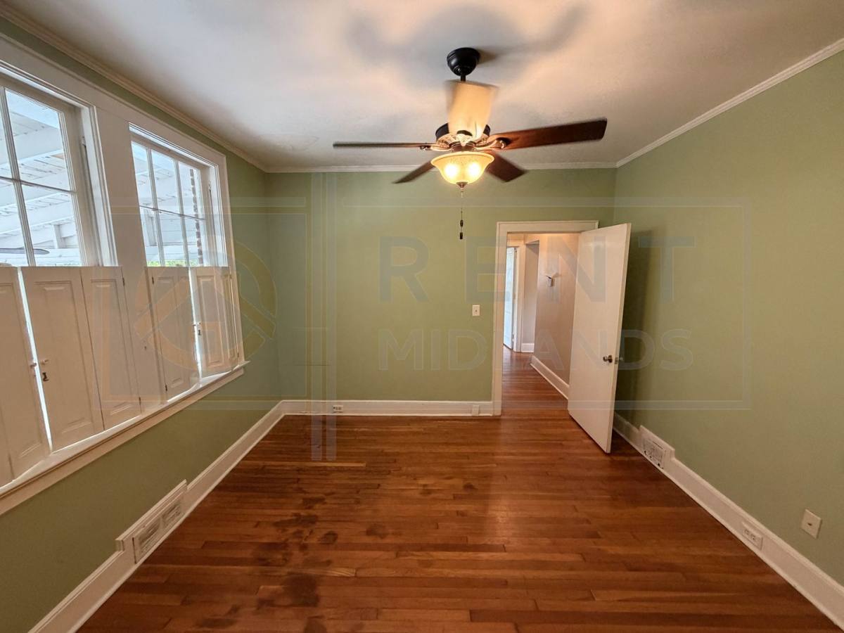 Apartment for rent at 3925 Rosewood Dr, Columbia, SC 29205