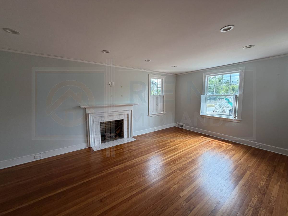 Apartment for rent at 3925 Rosewood Dr, Columbia, SC 29205