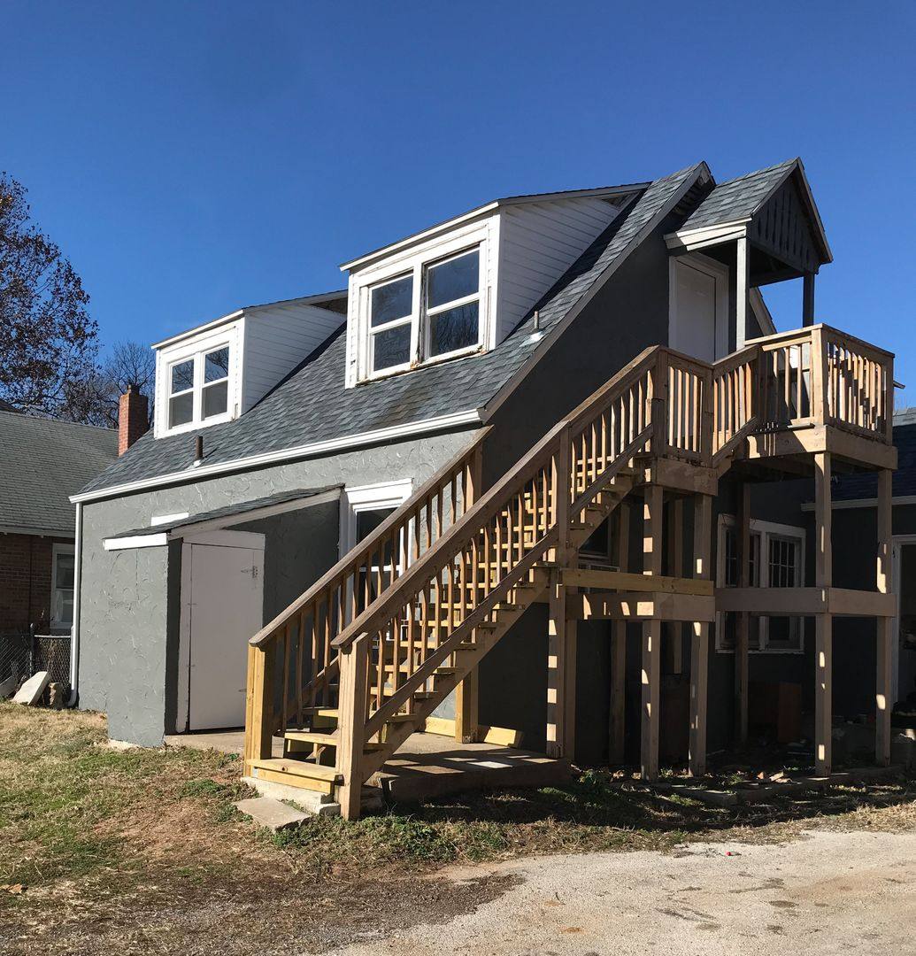 Apartment for rent at 610 W State St, Springfield, MO 65806