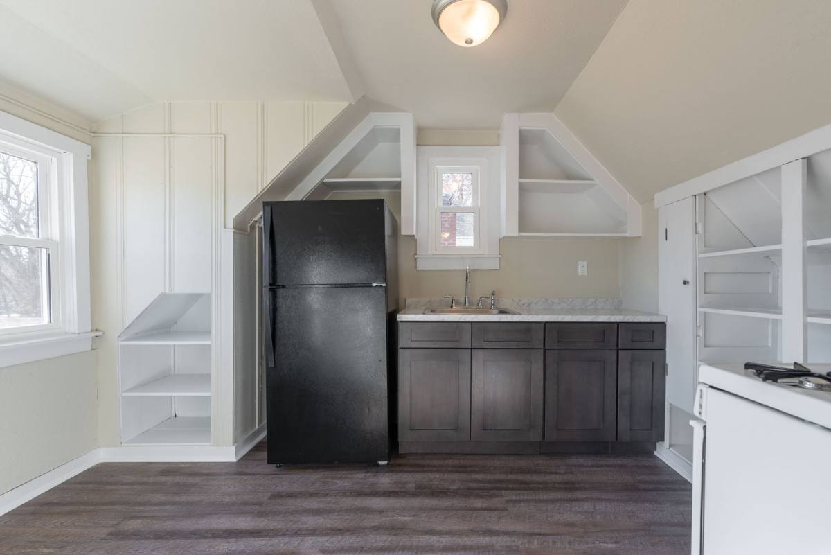 Apartment for rent at 610 W State St, Springfield, MO 65806