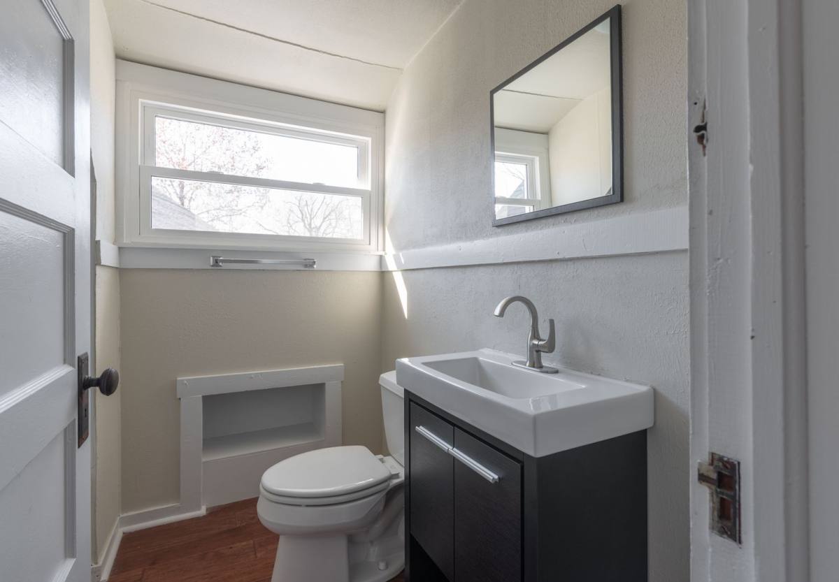 Apartment for rent at 610 W State St, Springfield, MO 65806