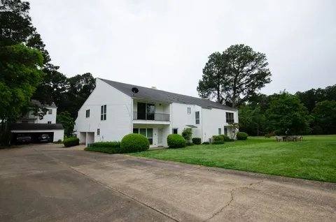 Condo for rent at 1420 Accomac Place #6, Texarkana, AR 71854