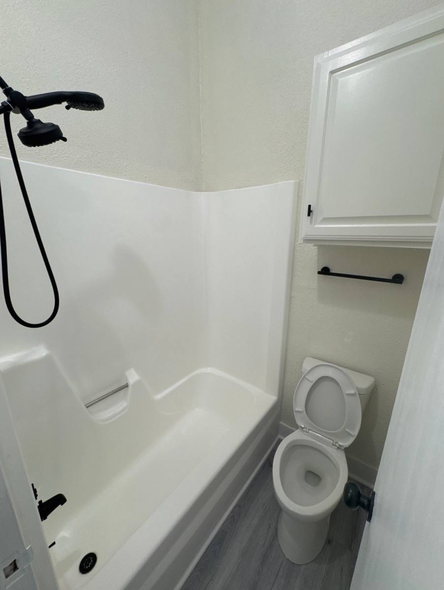 Condo for rent at 27 Lakeway St, Conroe, TX 77304