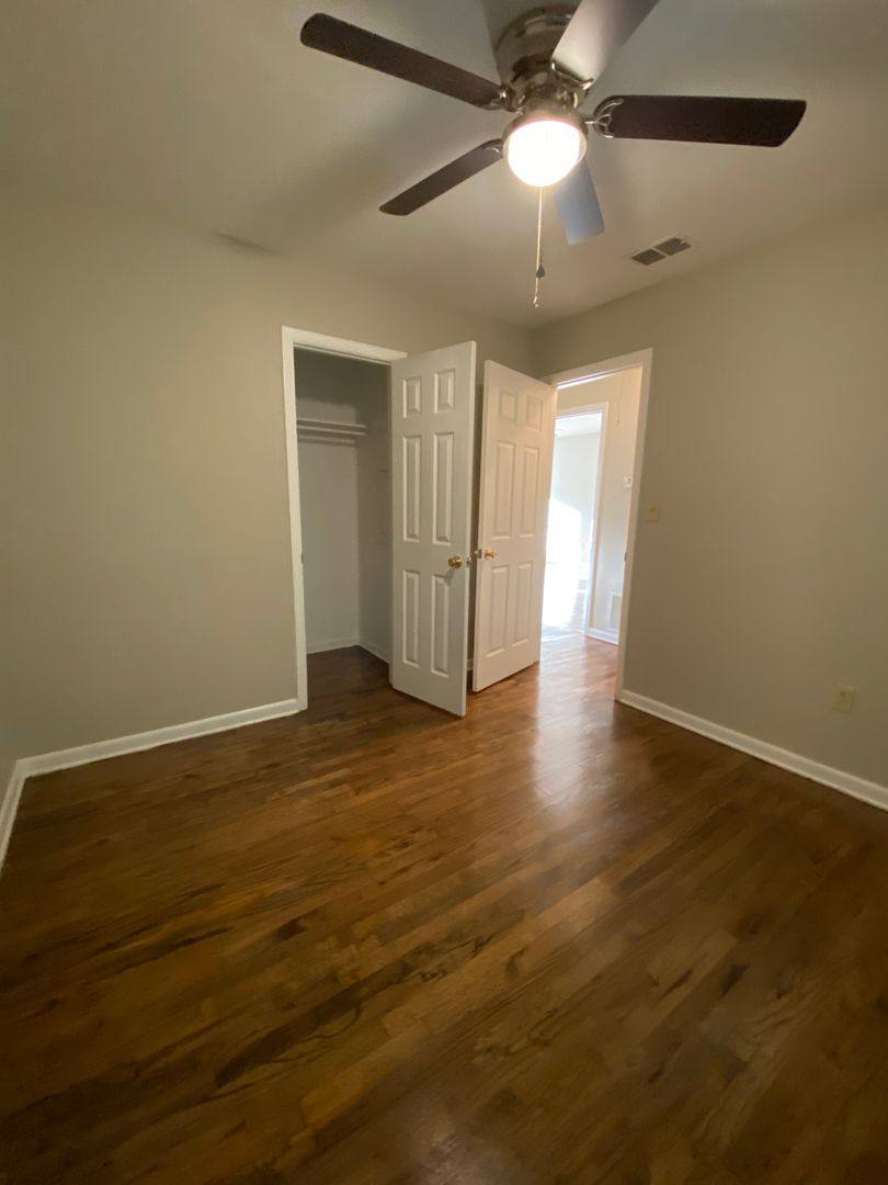 Apartment for rent at 190 Midway Rd, Athens, GA 30605