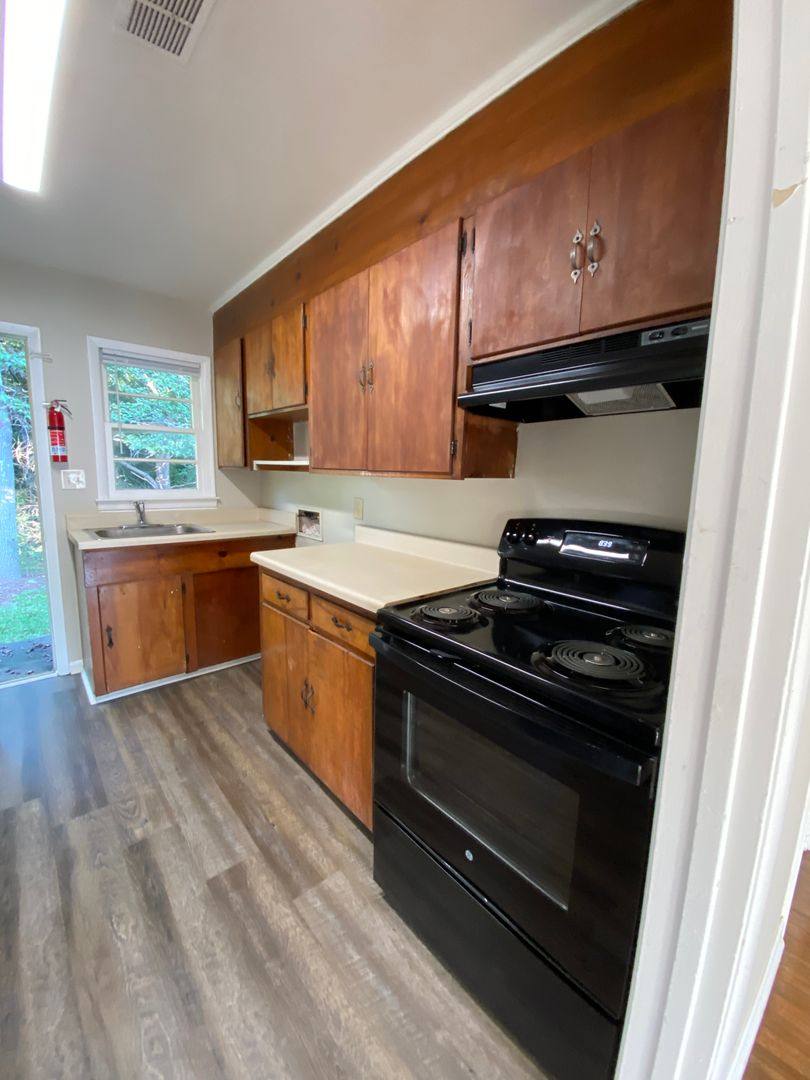 Apartment for rent at 190 Midway Rd, Athens, GA 30605