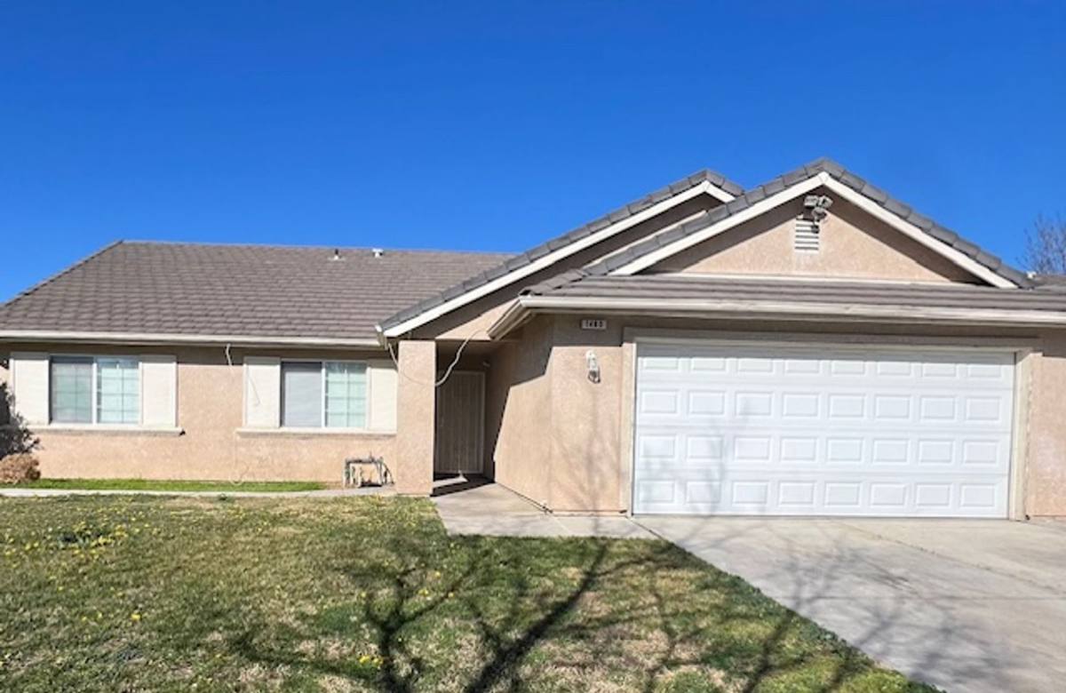 House for rent at 1480 Bentley Dr, Los Banos, CA 93635
