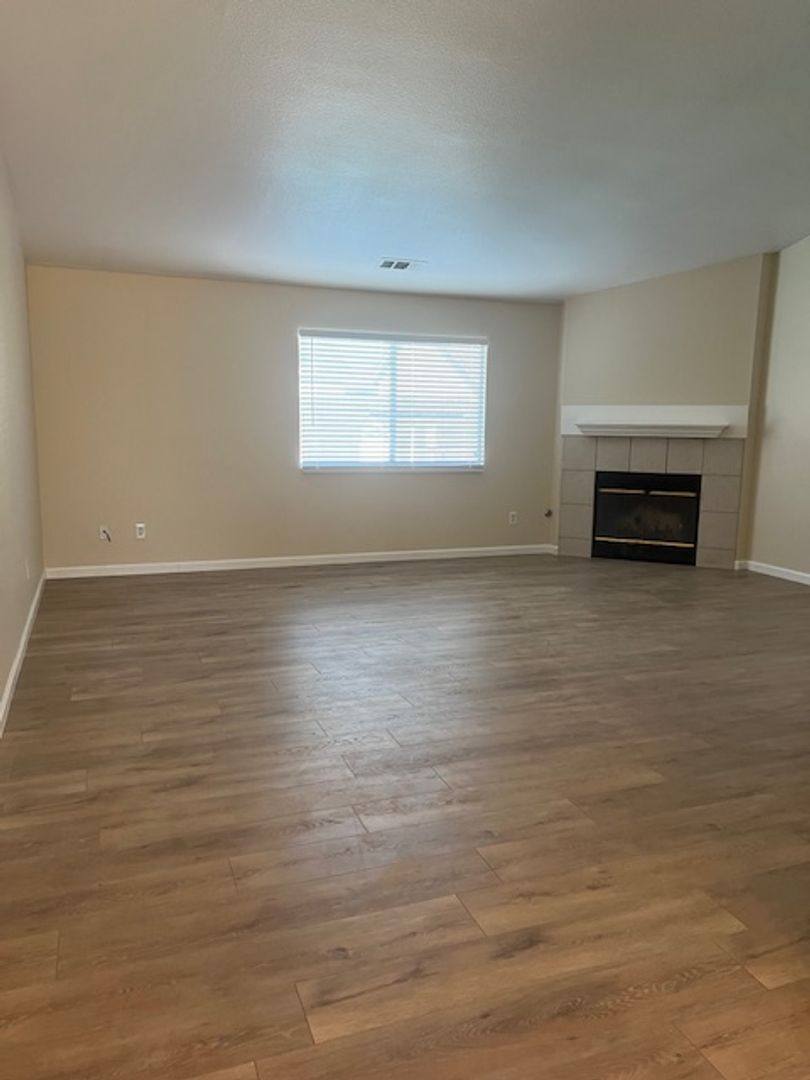 House for rent at 1480 Bentley Dr, Los Banos, CA 93635