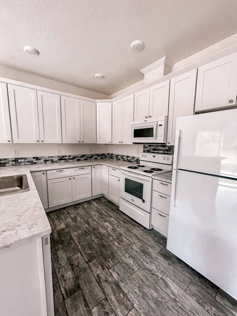 Apartment for rent at 88024 7th St, Veneta, OR 97487