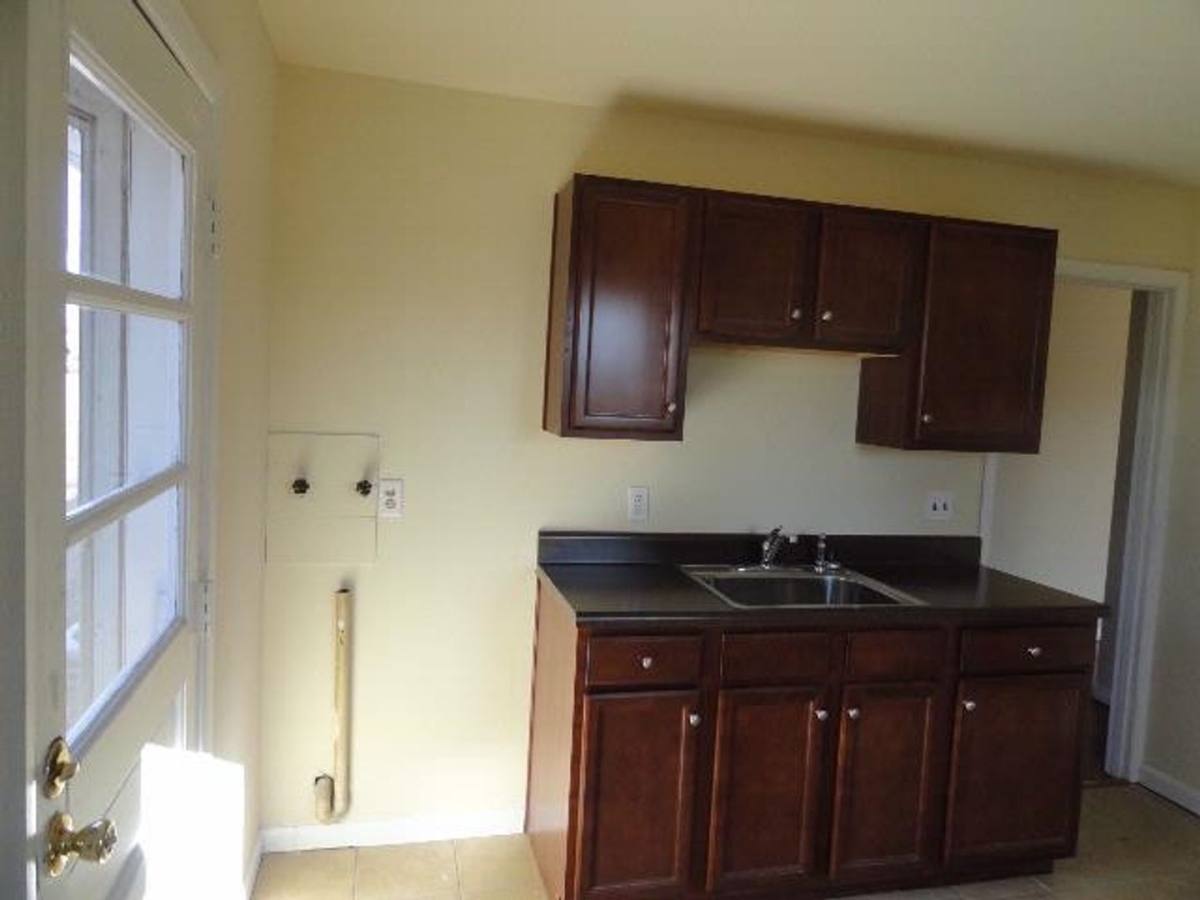 Apartment for rent at 7826 Senate St, Richmond, VA 23237