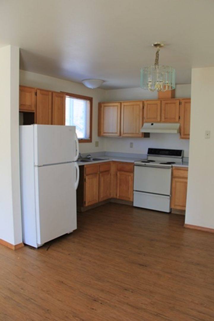 Apartment for rent at 151 Norman Ave, Coos Bay, OR 97420
