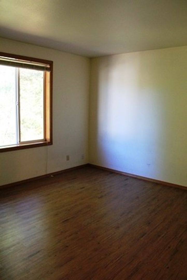 Apartment for rent at 151 Norman Ave, Coos Bay, OR 97420