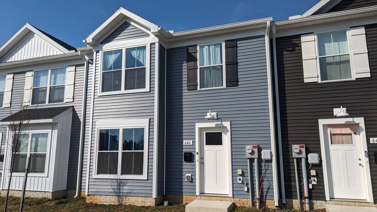Townhouse for rent at 646 N College St, Carlisle, PA 17013
