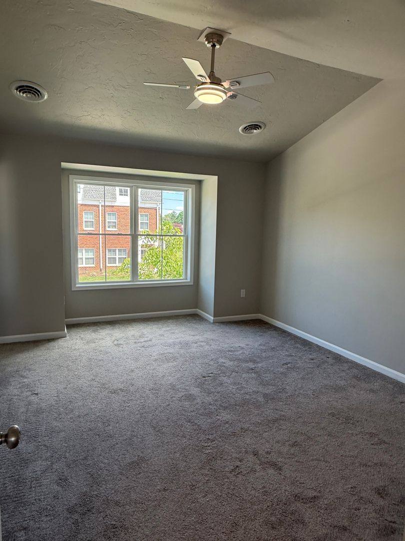 Townhouse for rent at 646 N College St, Carlisle, PA 17013
