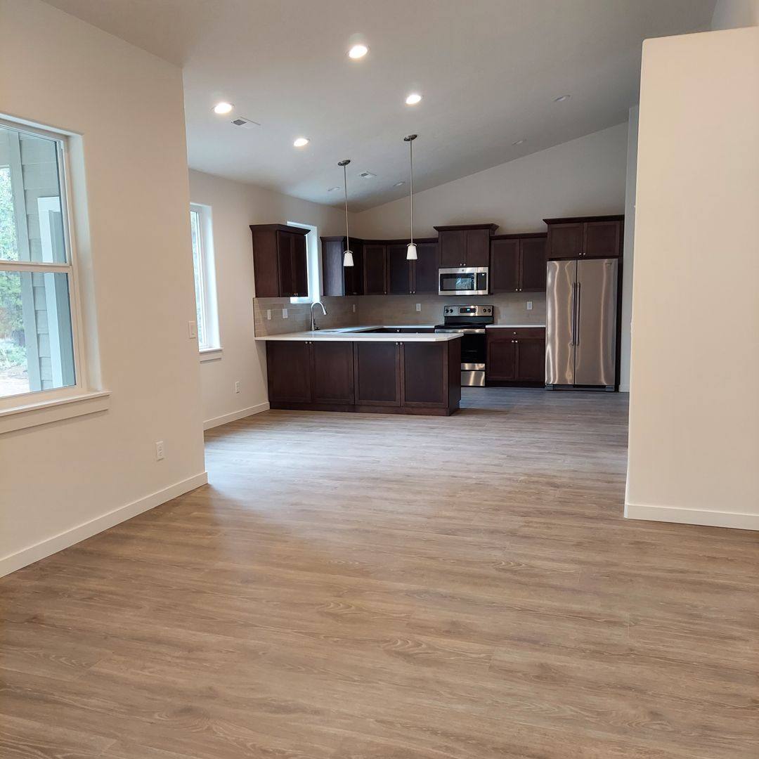 House for rent at 17026 Kasserman Dr, Bend, OR 97707