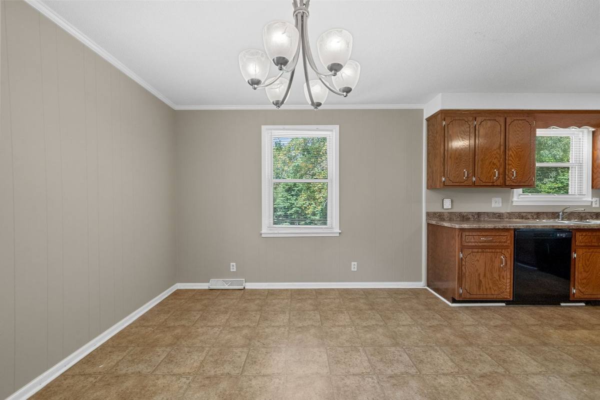 House for rent at 809 Pollard Rd, Clarksville, TN 37042